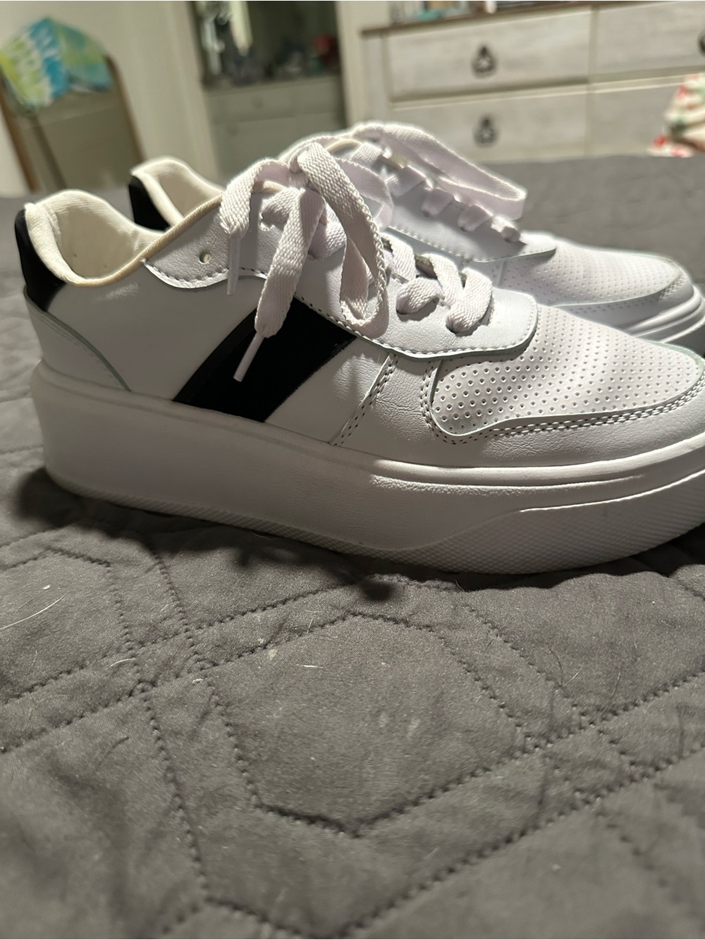 White Low-Top Lace-Up Sneakers with Black Accent - Women